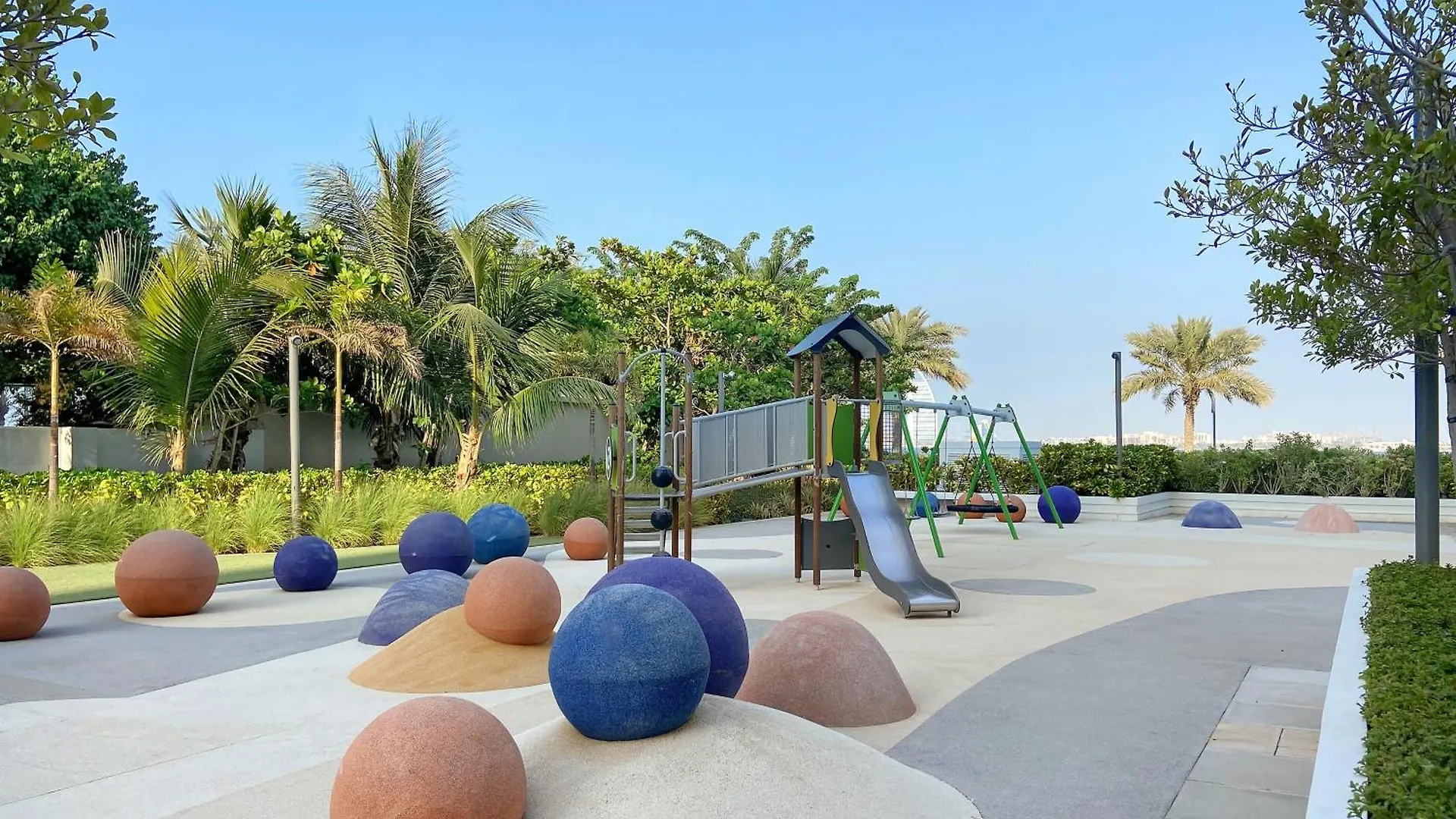 Lux Mina 1 Bhk In Palm Jumeirah With Sea View And Private Beach Apartment Dubai 0*,  United Arab Emirates