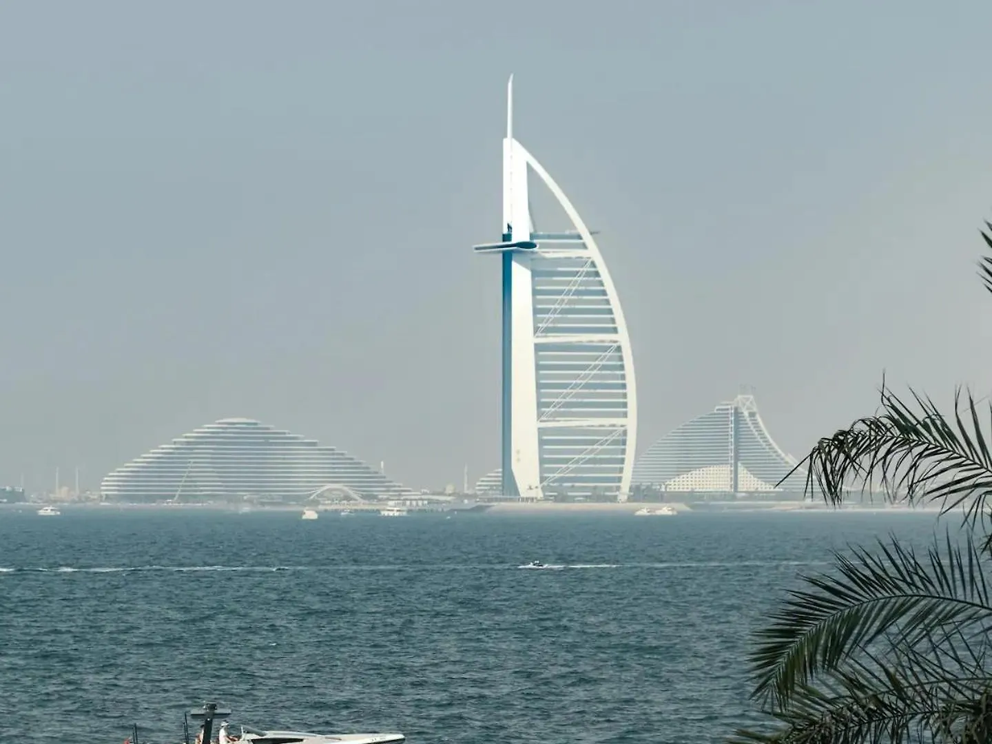 Lux Mina 1 Bhk In Palm Jumeirah With Sea View And Private Beach Apartment Dubai United Arab Emirates