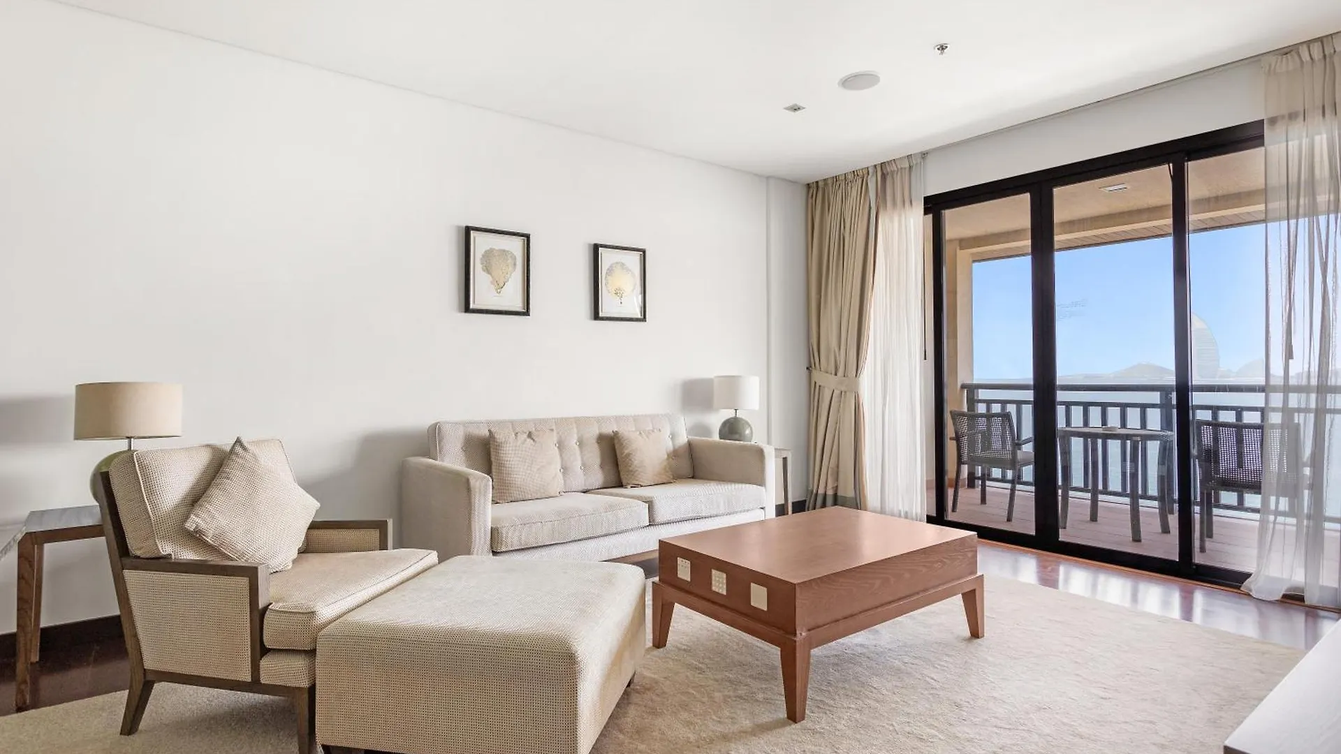 Appartement Lux Mina 1 Bhk In Palm Jumeirah With Sea View And Private Beach à Dubaï 0*,