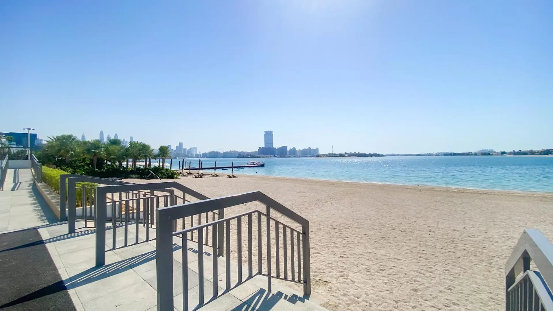 Lux Mina 1 Bhk In Palm Jumeirah With Sea View And Private Beach Apartment Dubai United Arab Emirates