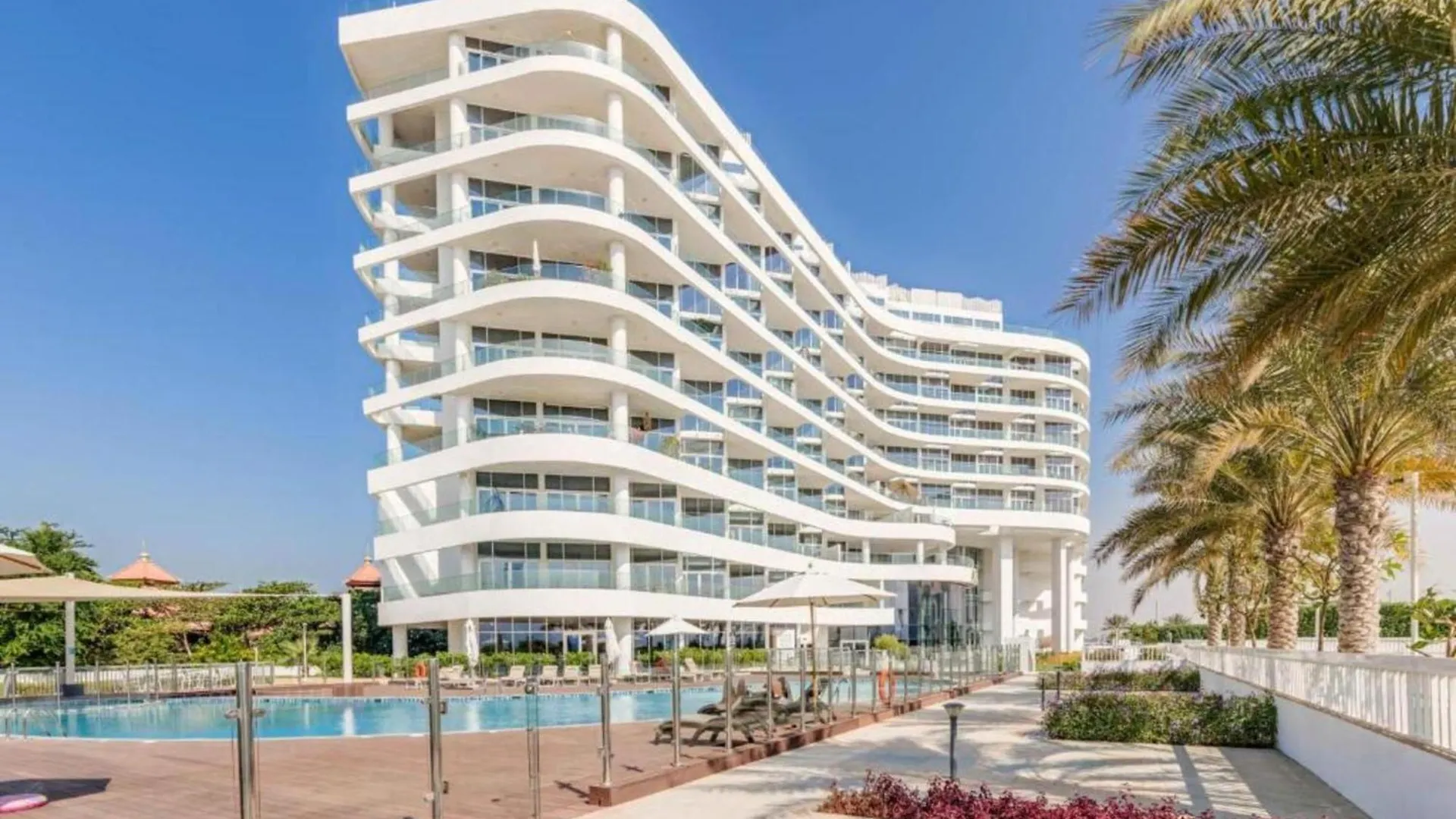 Lux Mina 1 Bhk In Palm Jumeirah With Sea View And Private Beach Apartment Dubai