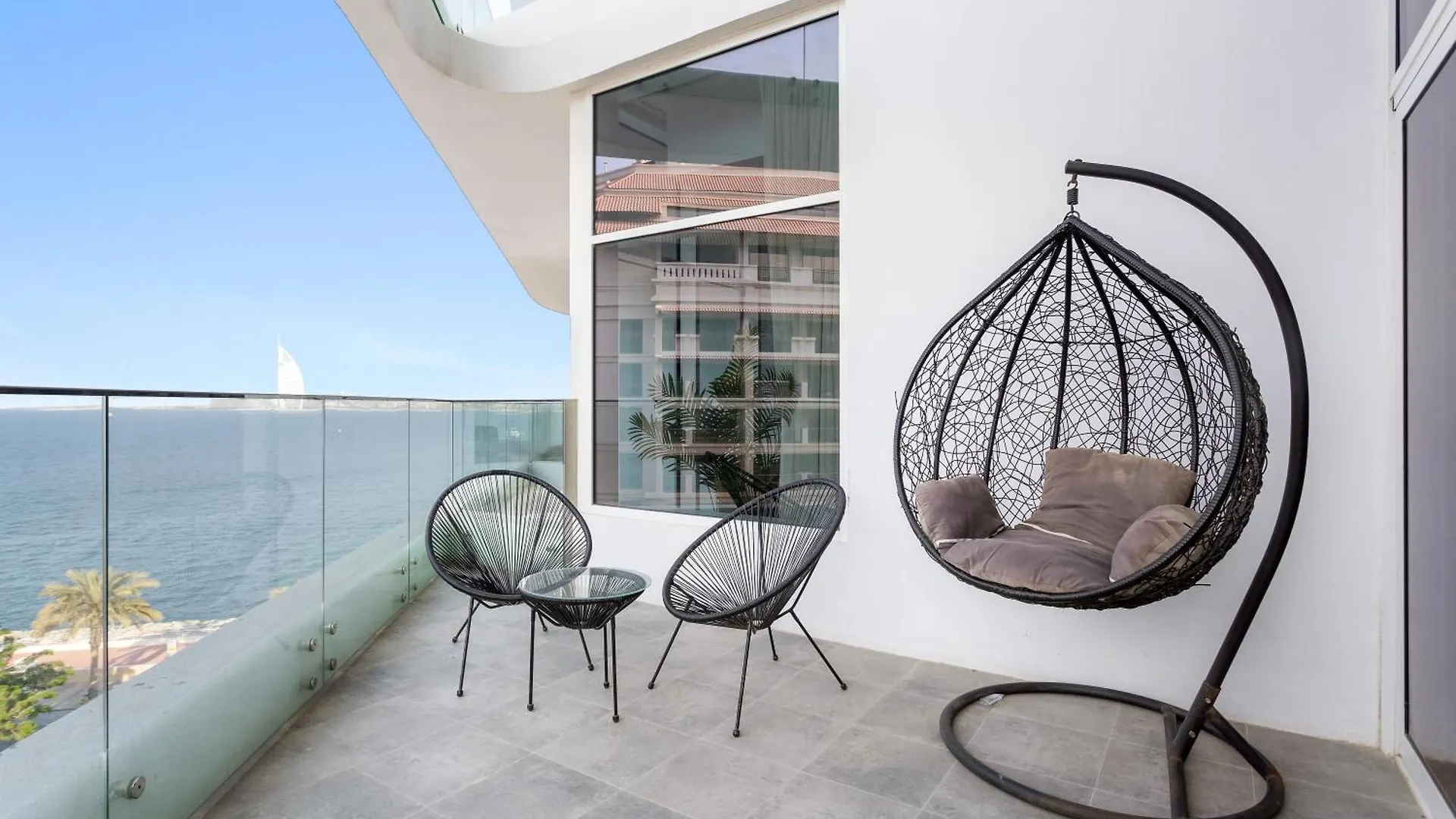 Lux Mina 1 Bhk In Palm Jumeirah With Sea View And Private Beach Apartment Dubai