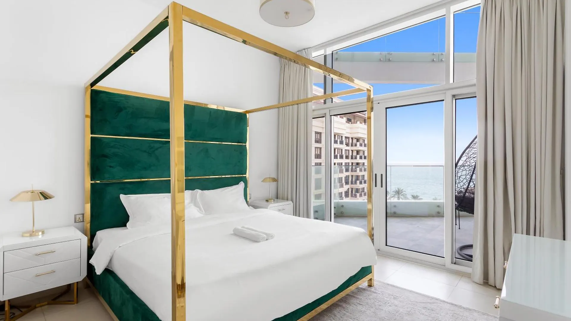 Lux Mina 1 Bhk In Palm Jumeirah With Sea View And Private Beach Apartment Dubai